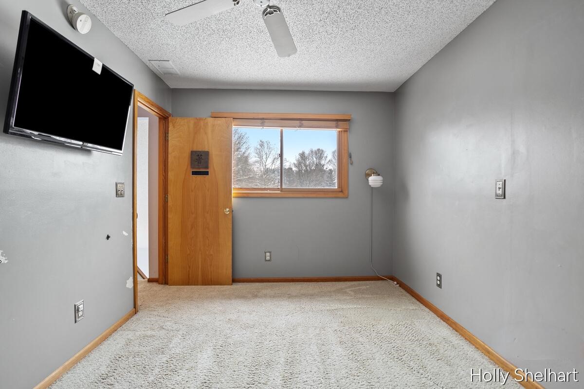903 Cram Lane Property Photo 31
