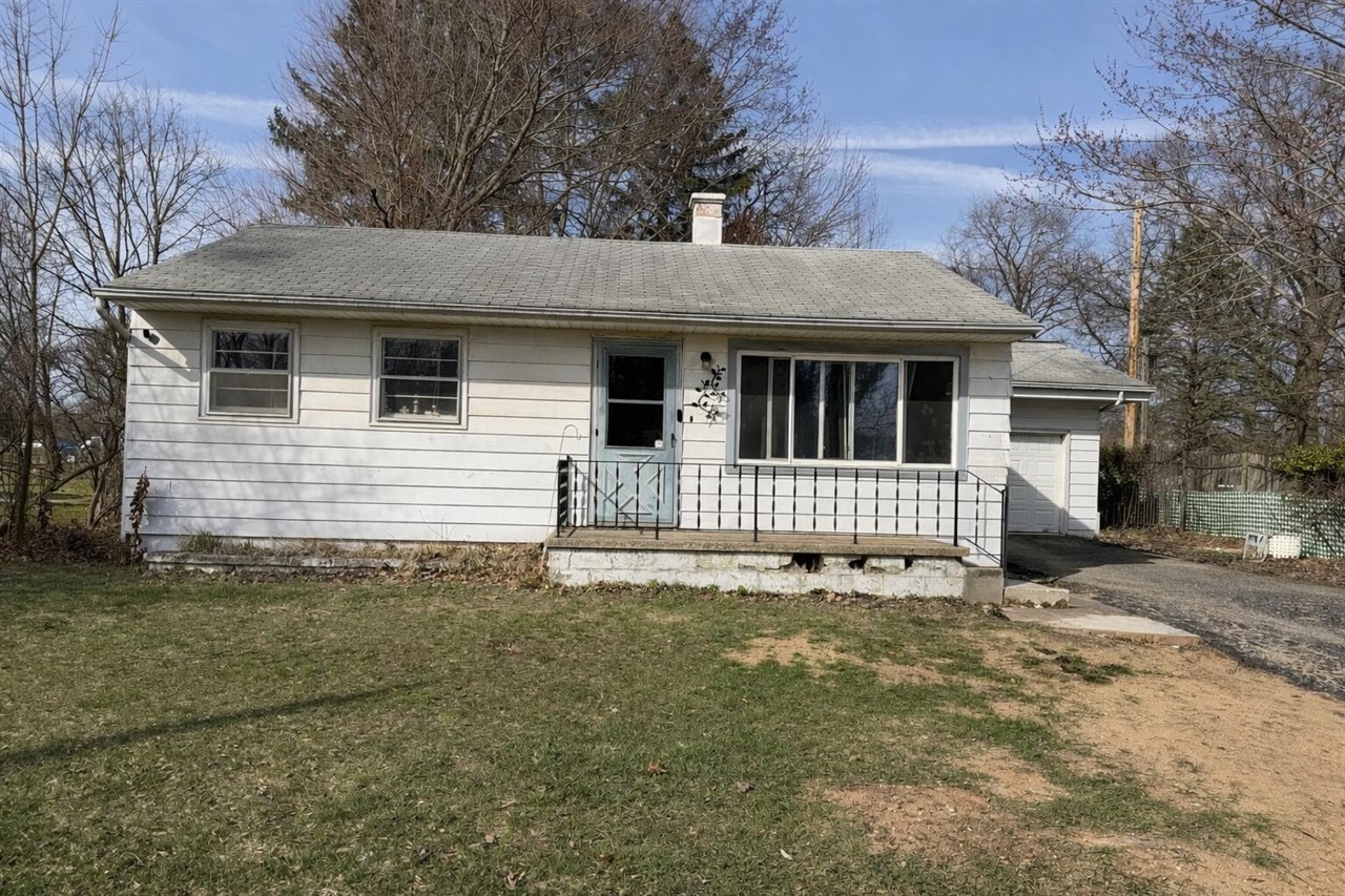 132 Lilac Street Property Photo 1