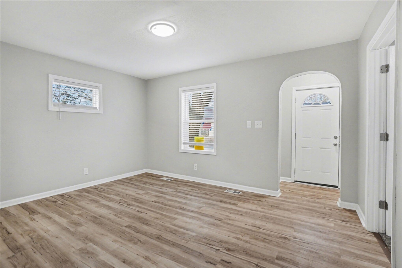 3314 8th Street Property Photo 5
