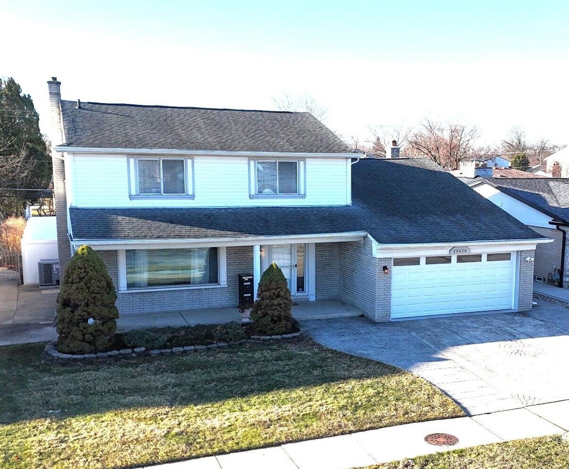 26429 Wilson Drive Property Photo 2