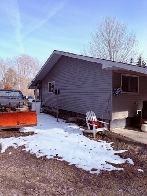 5297 N Hughes Avenue Property Photo 5