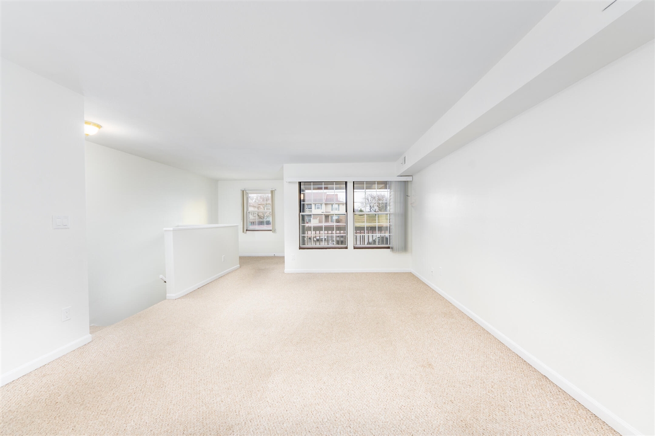 19130 Northridge Road Property Photo 4