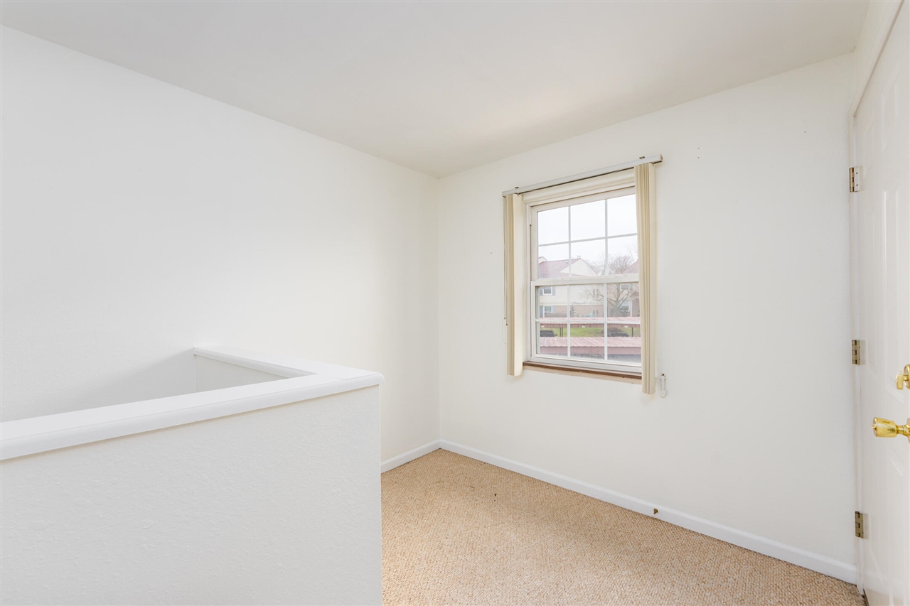 19130 Northridge Road Property Photo 5