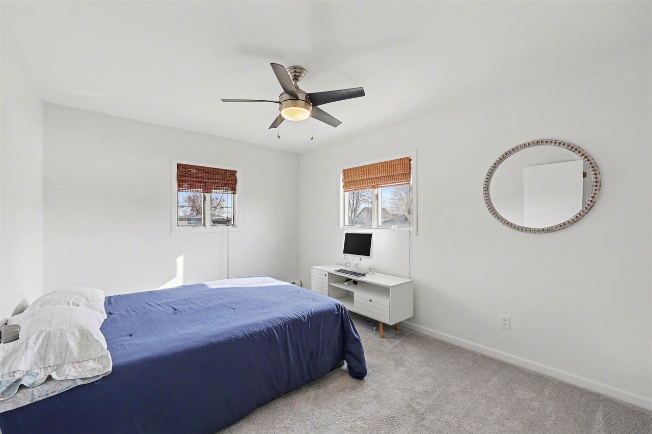 7128 Lazy Lane Property Photo 17