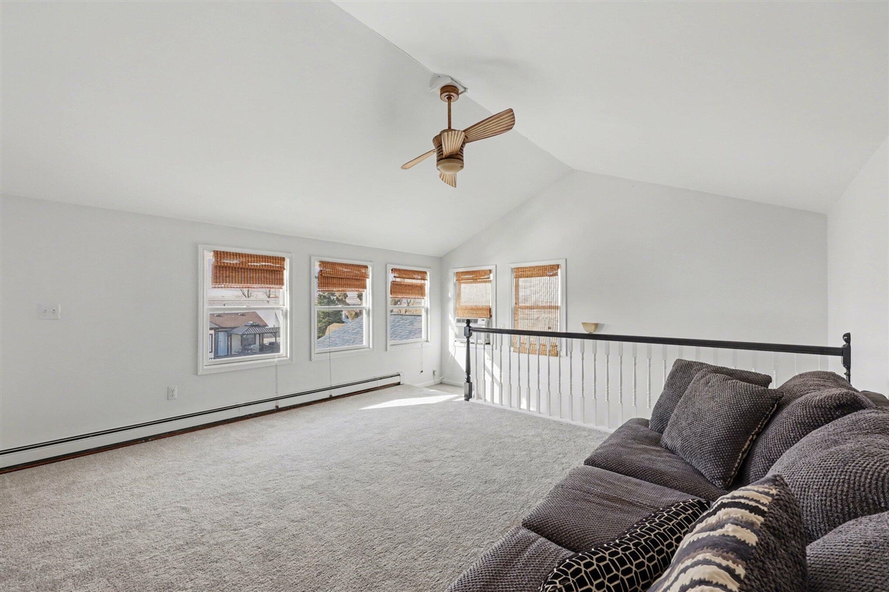 7128 Lazy Lane Property Photo 21