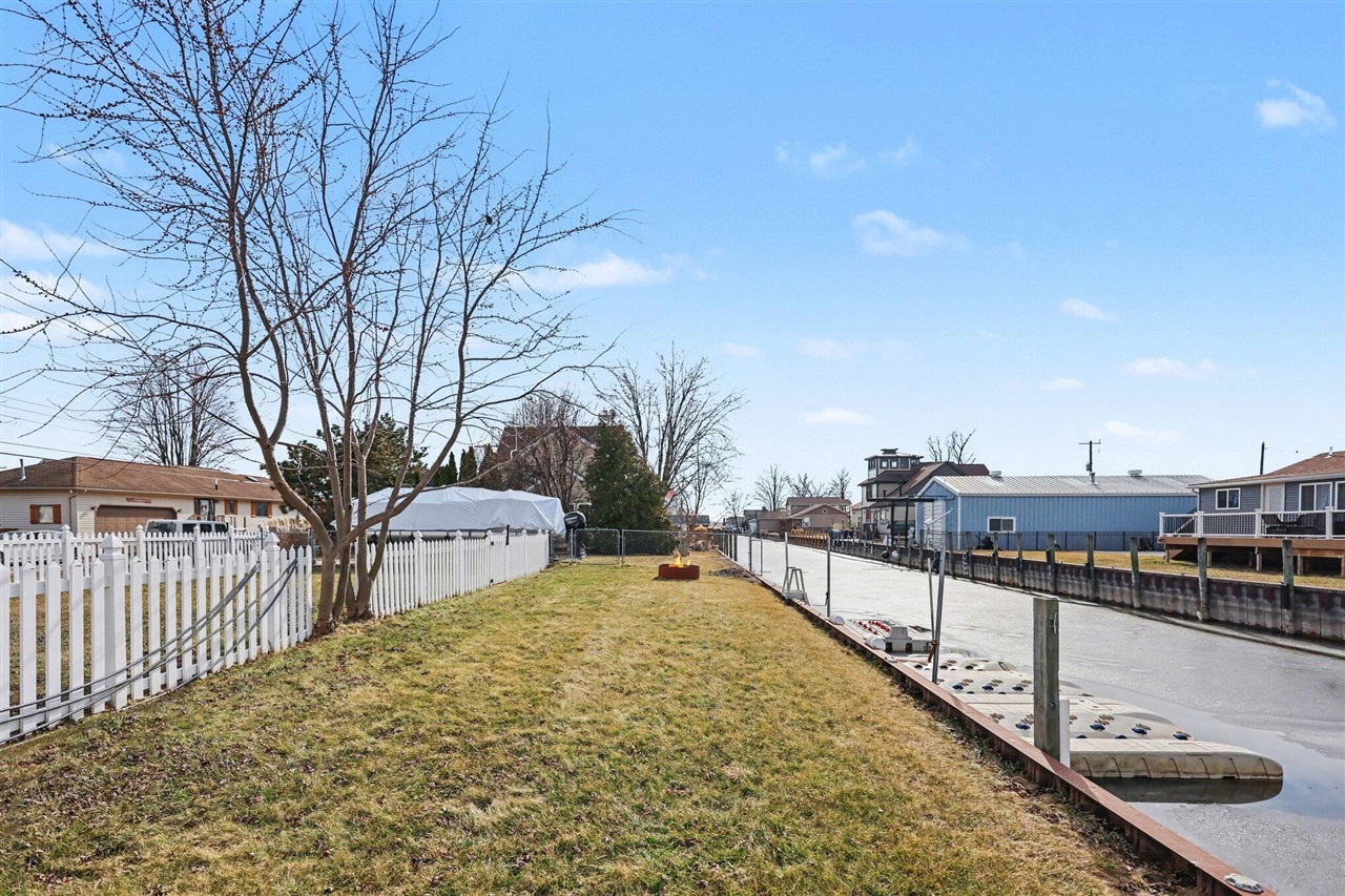 7128 Lazy Lane Property Photo 31