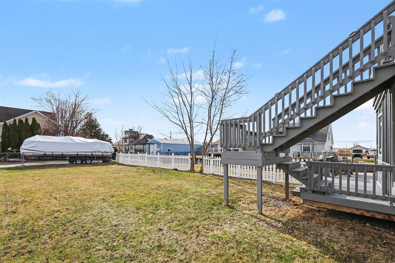 7128 Lazy Lane Property Photo 33