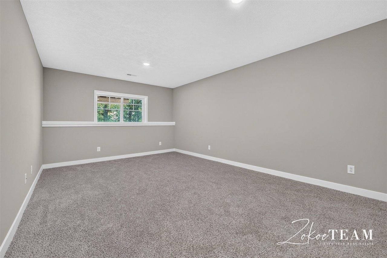 249 Hazelnut Drive Property Photo 30