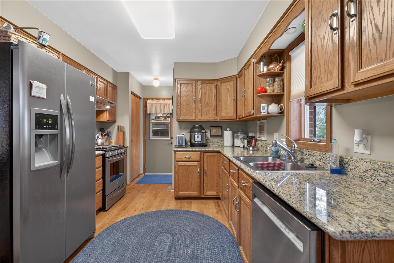 769 Bellflower Property Photo 11