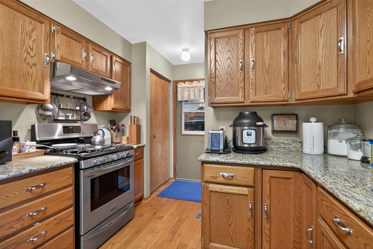 769 Bellflower Property Photo 12