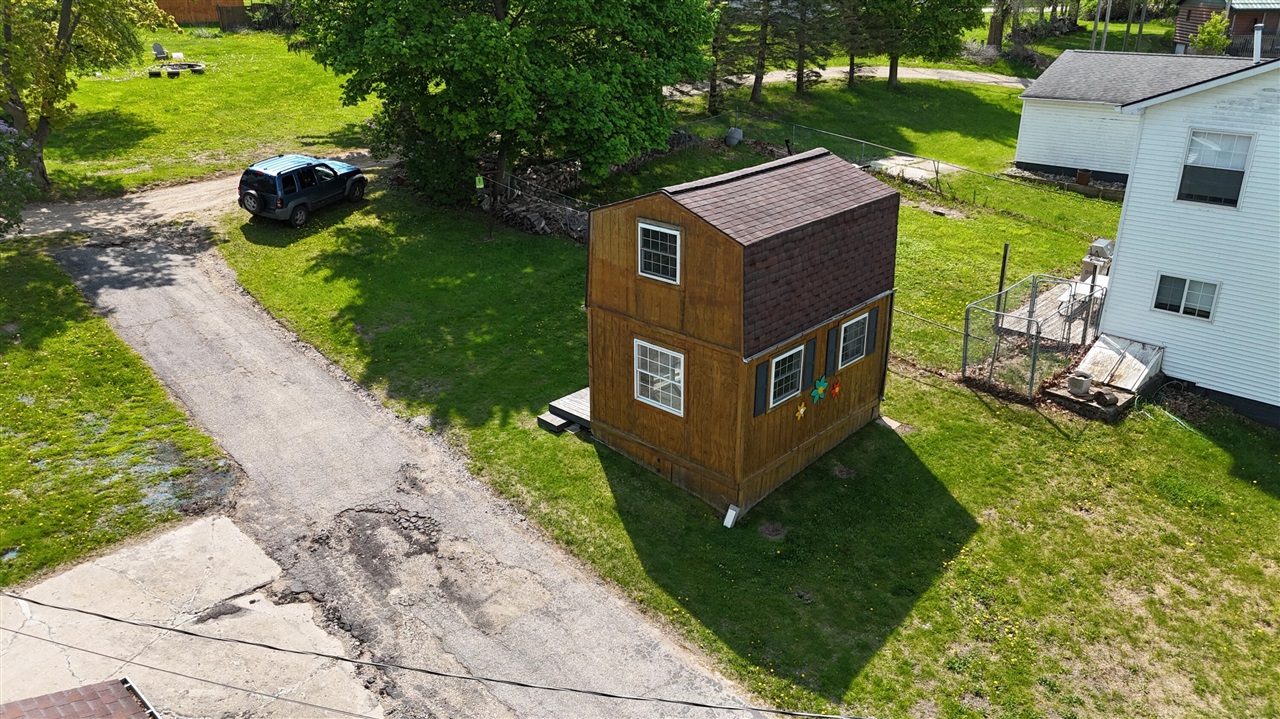 19276 4th Street Property Photo 47