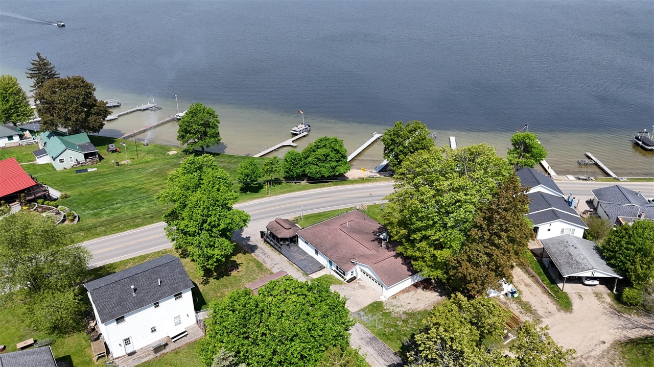 19276 4th Street Property Photo 53