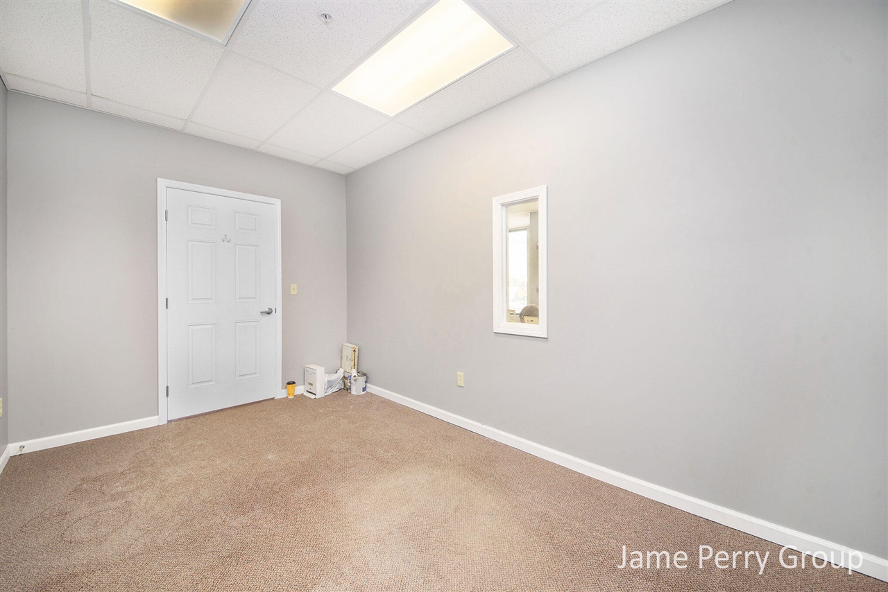 301 S Lafayette Street Property Photo 15