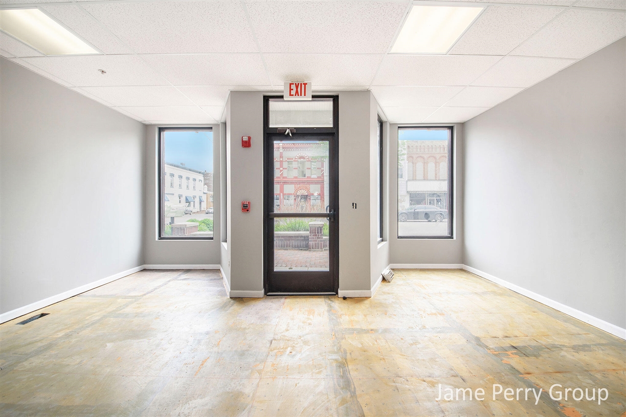 301 S Lafayette Street Property Photo 18