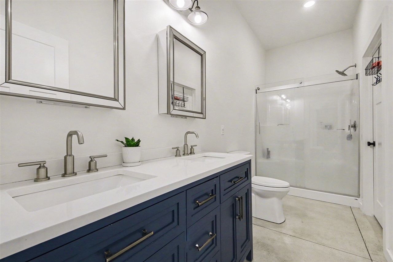 419 S Juniper Street Property Photo 15