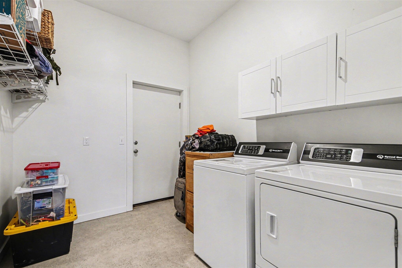 419 S Juniper Street Property Photo 16