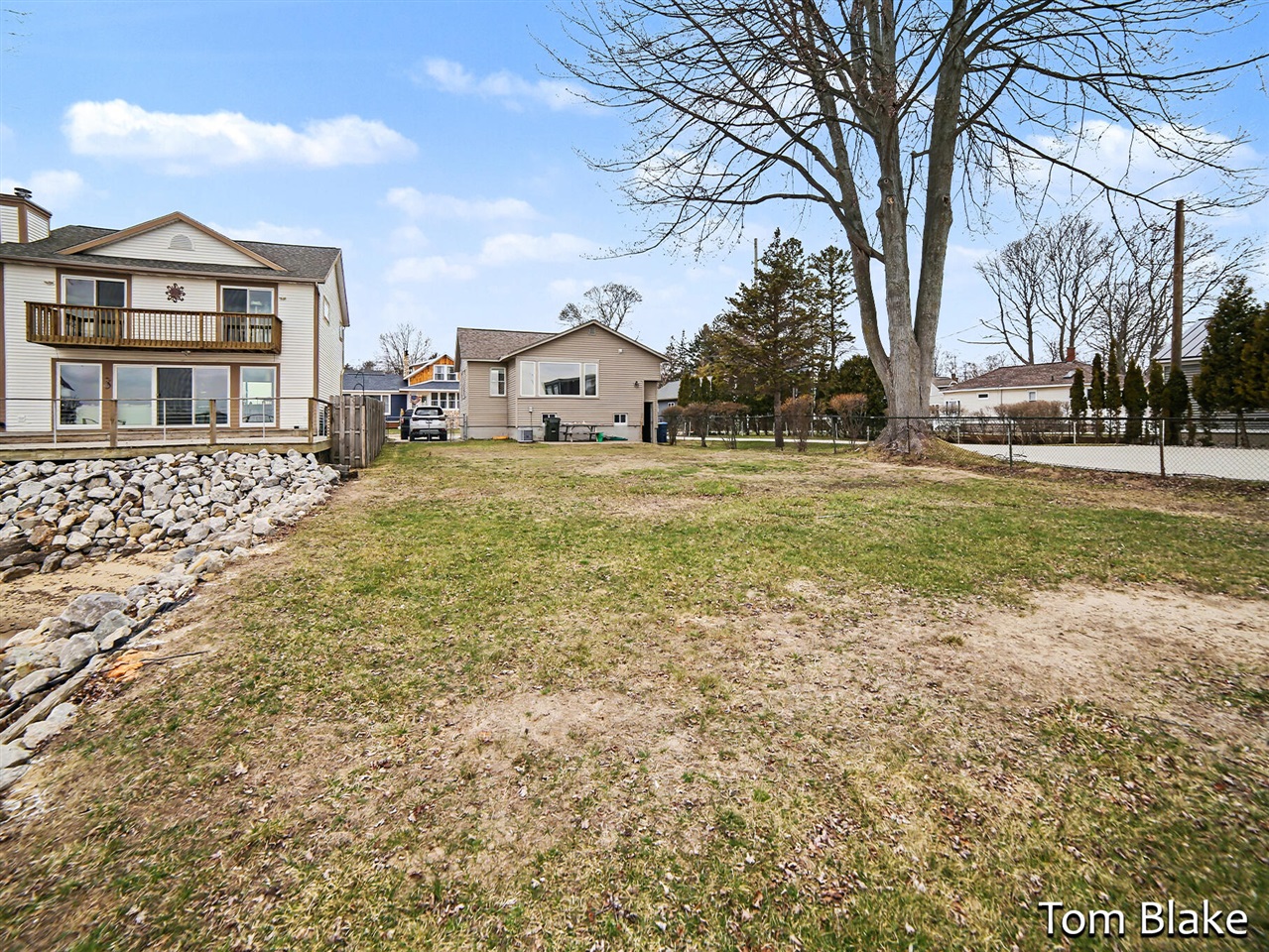 1834 Edgewater Street Property Photo 5