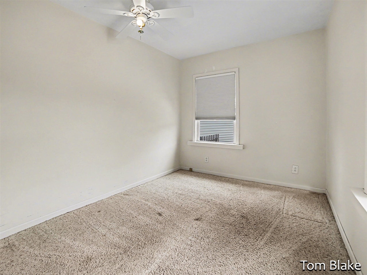 1834 Edgewater Street Property Photo 18