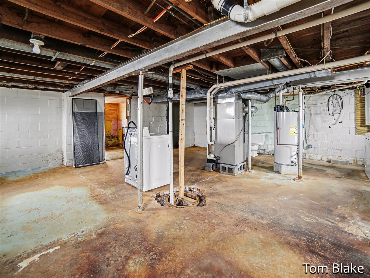 1834 Edgewater Street Property Photo 22