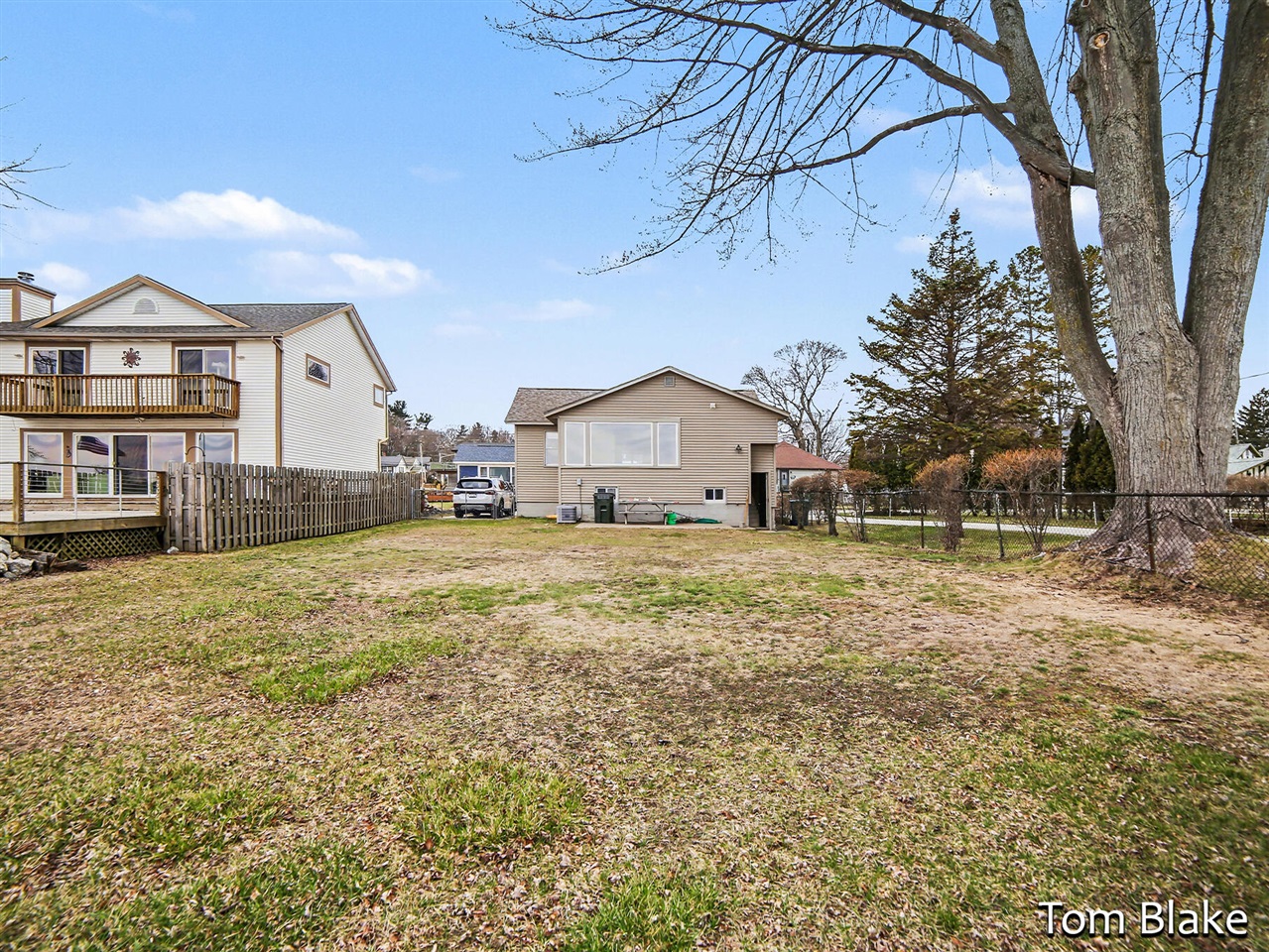 1834 Edgewater Street Property Photo 25