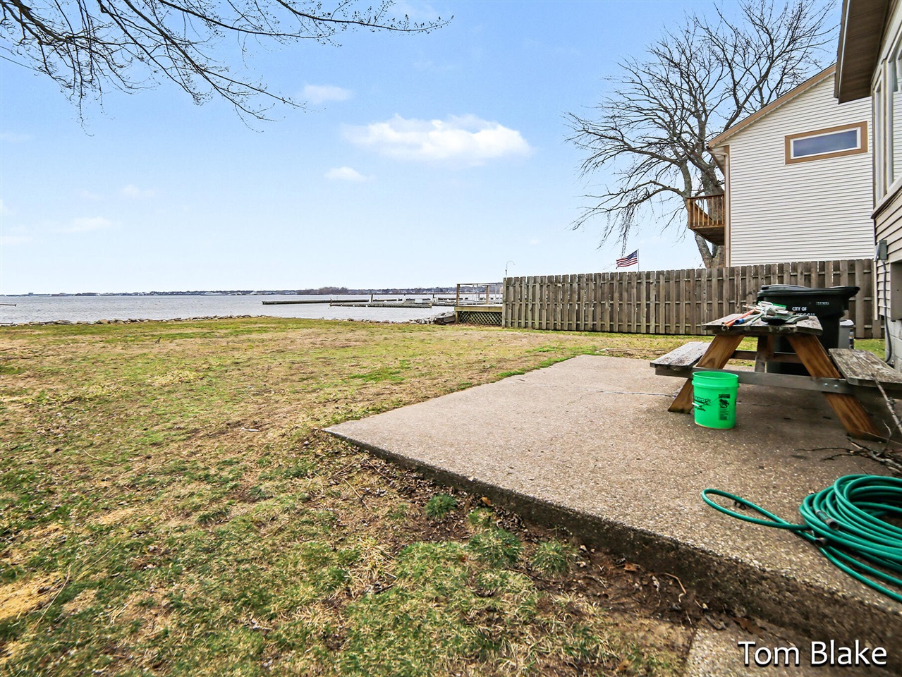 1834 Edgewater Street Property Photo 27