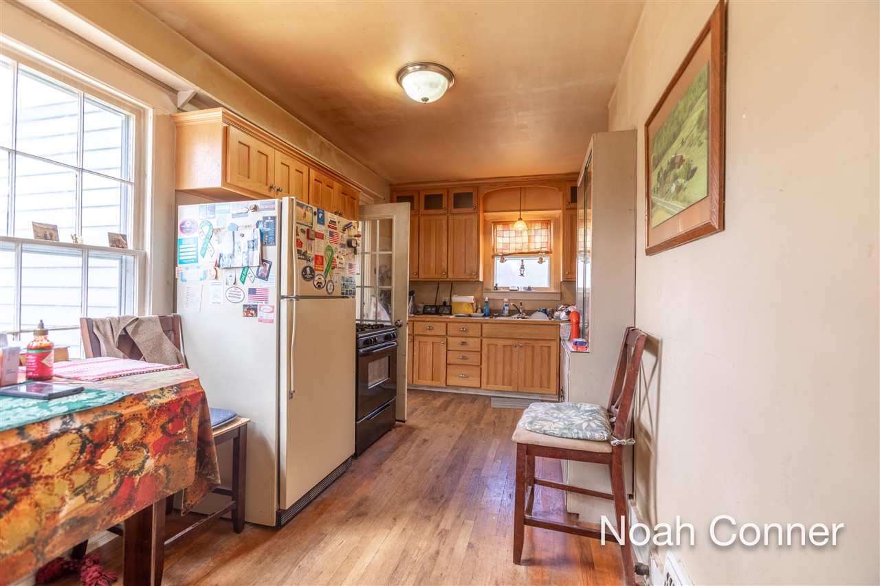 5295 Belding Road Property Photo 10