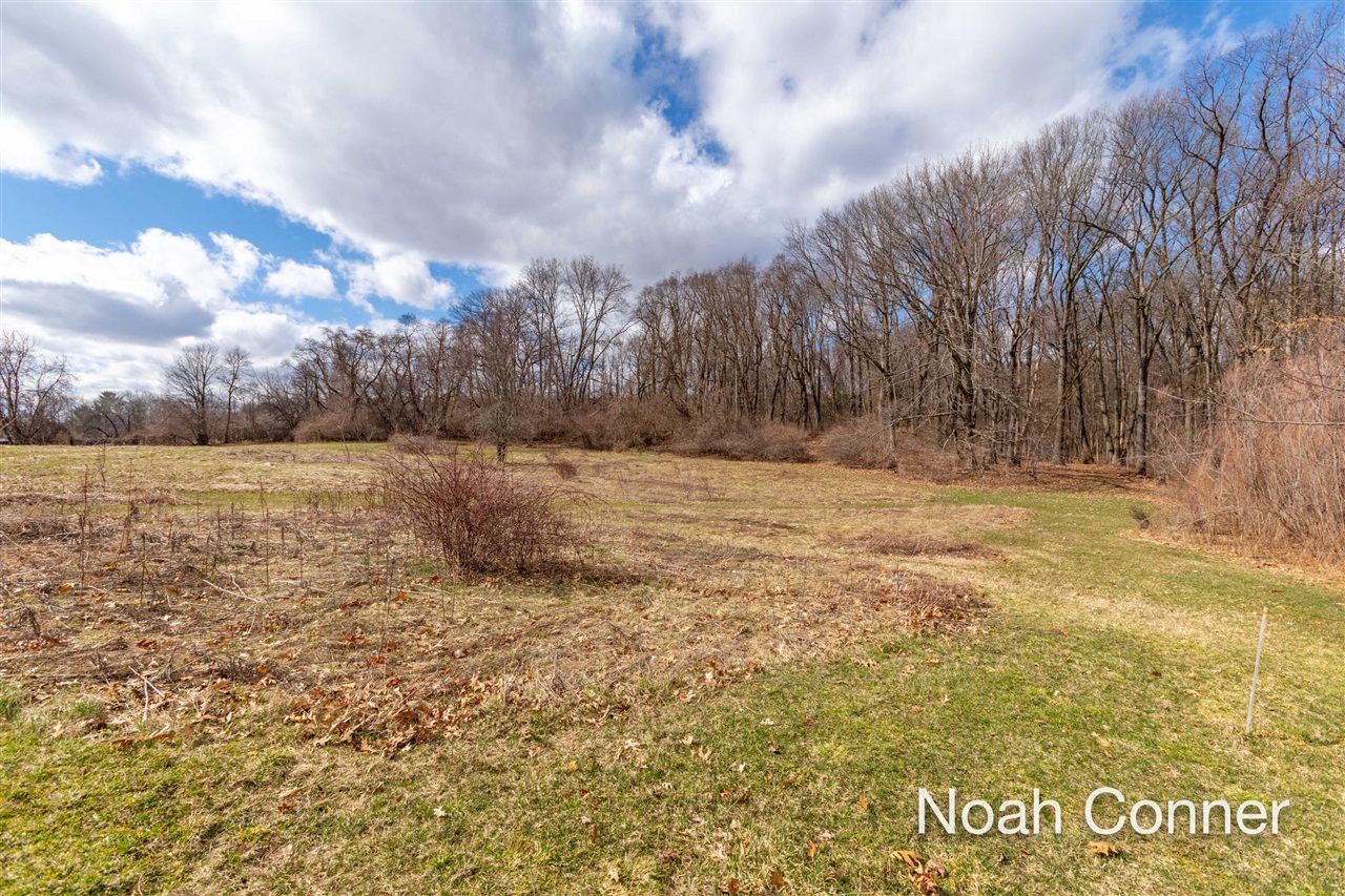 5295 Belding Road Property Photo 34