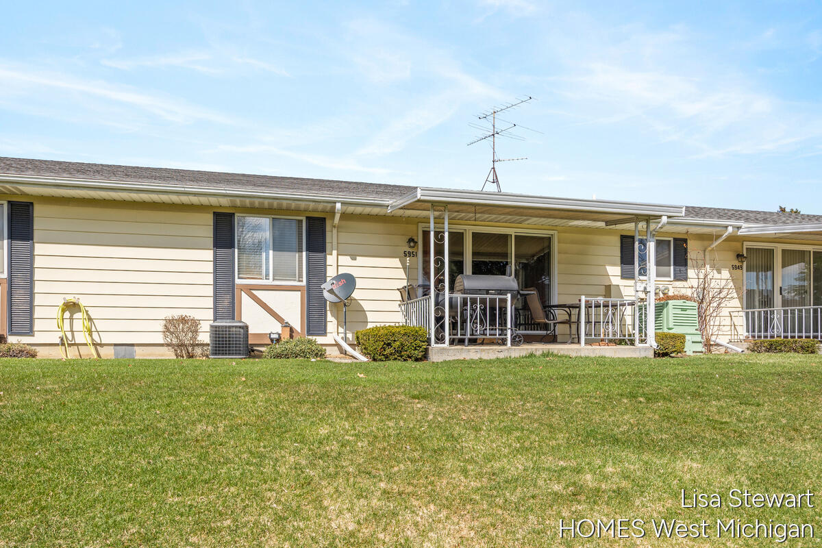 5951 Leisure South Drive Property Photo 1