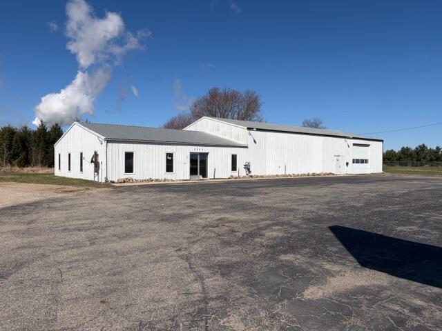 7775 Saddlebag Lake Road Property Photo 1