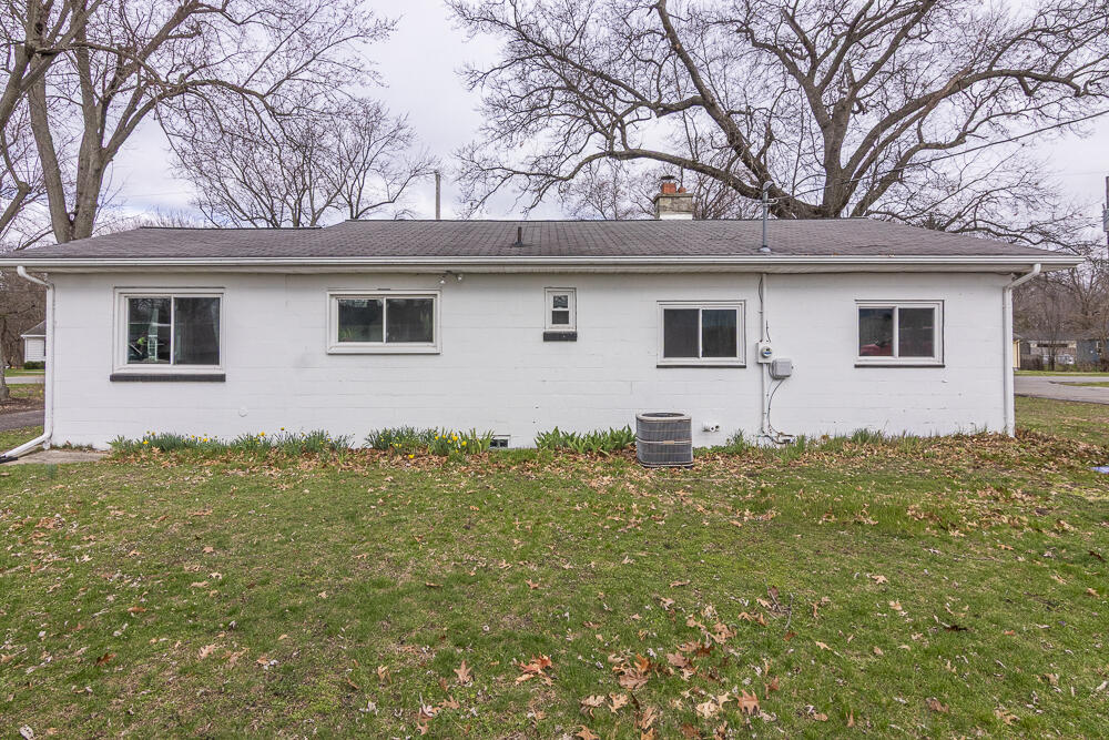 401 W Saint Marys Street Property Photo 4