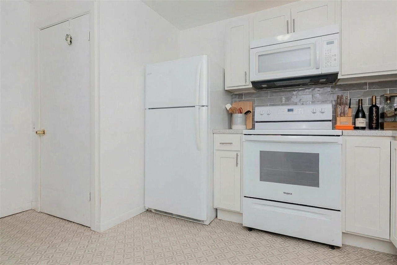401 W Saint Marys Street Property Photo 6