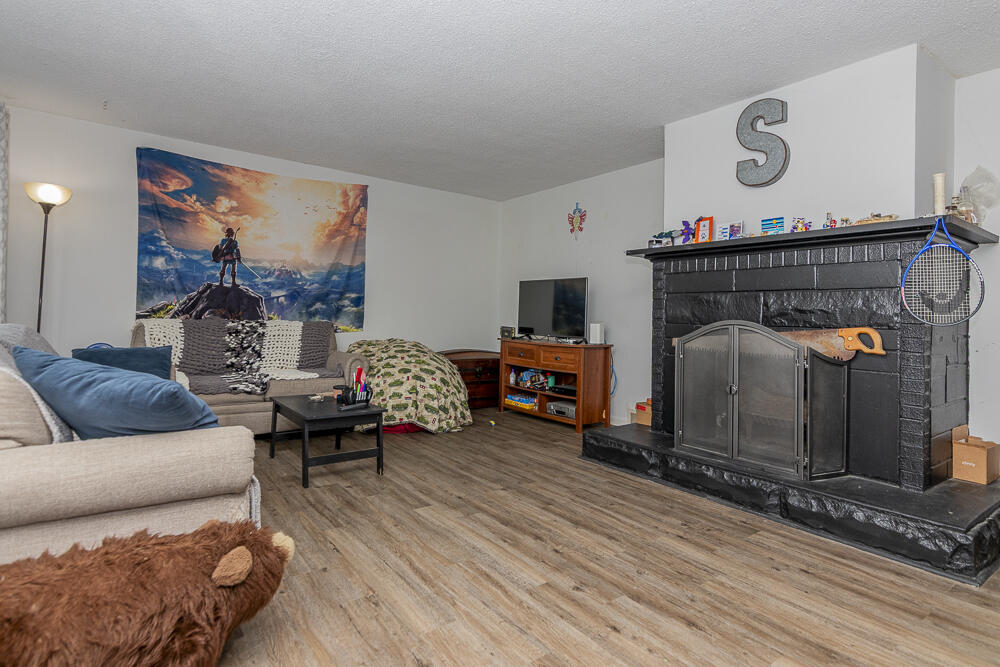 401 W Saint Marys Street Property Photo 11