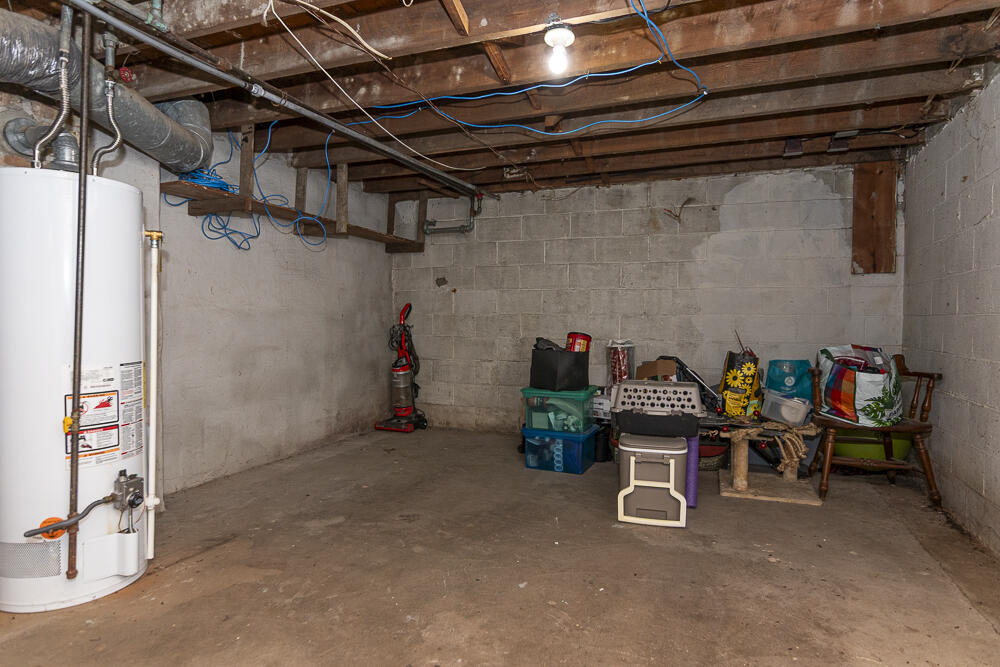 401 W Saint Marys Street Property Photo 20