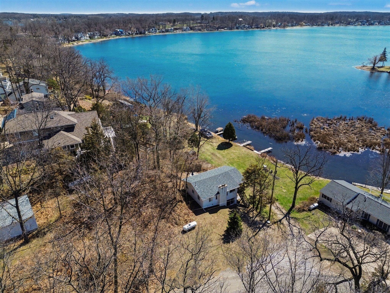 5884 Rays Drive Property Photo 3