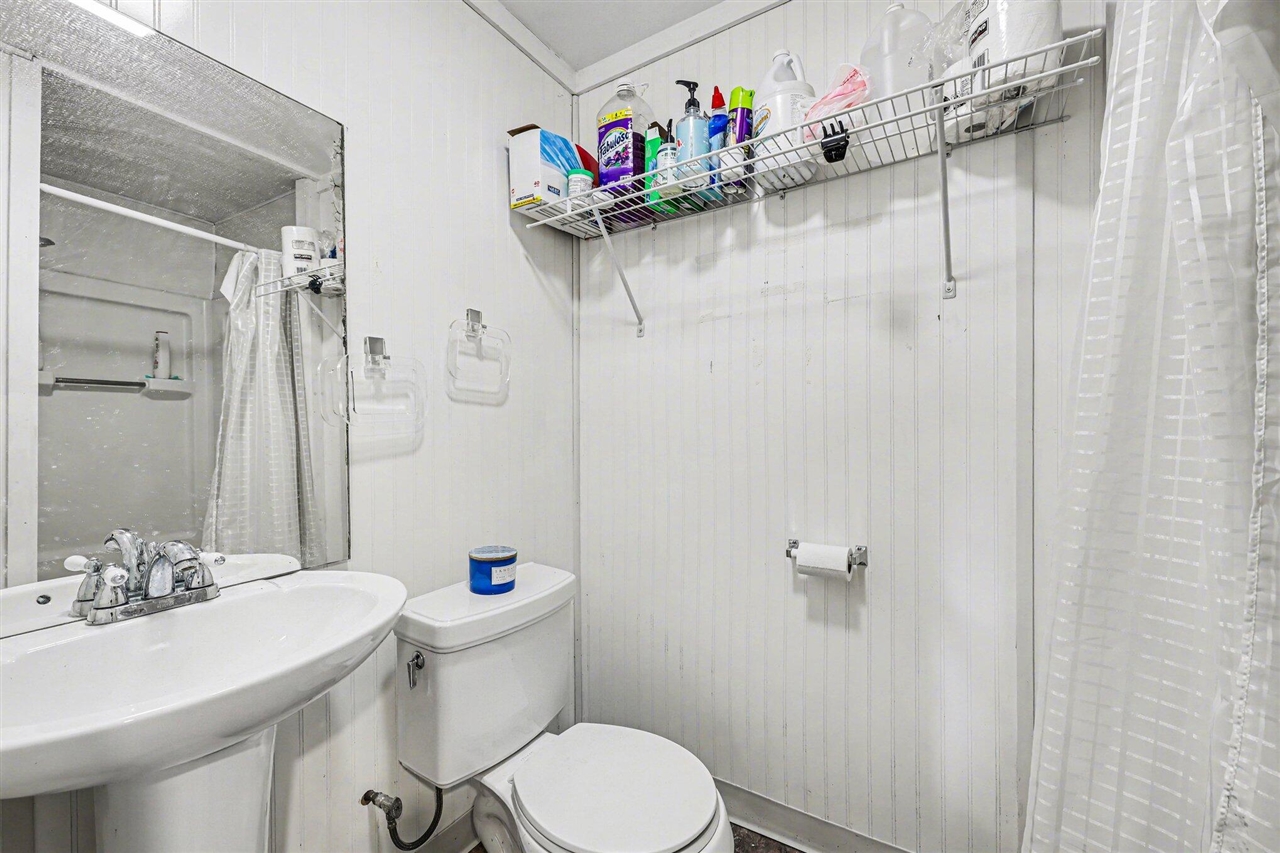 5884 Rays Drive Property Photo 19