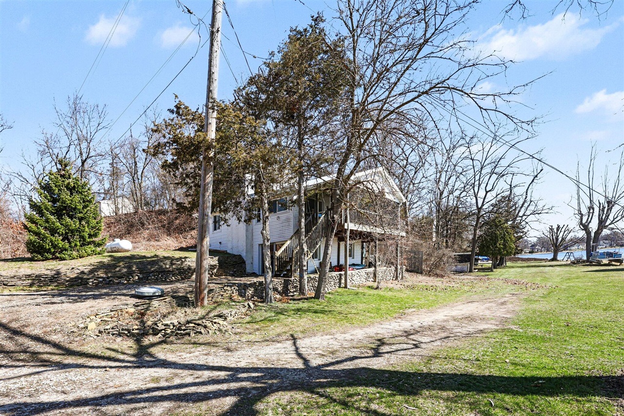 5884 Rays Drive Property Photo 26