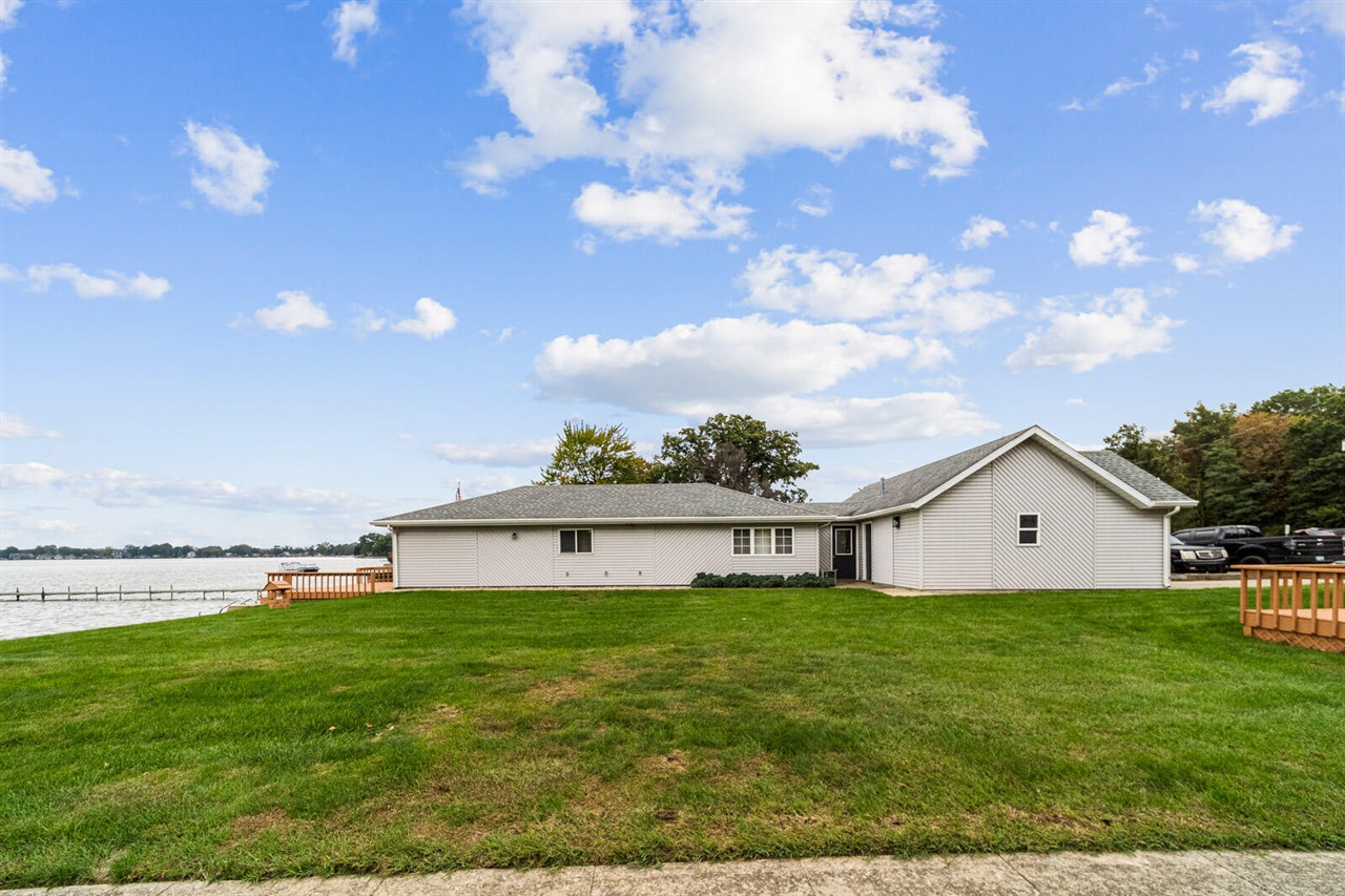 19976 M-60 Property Photo 27