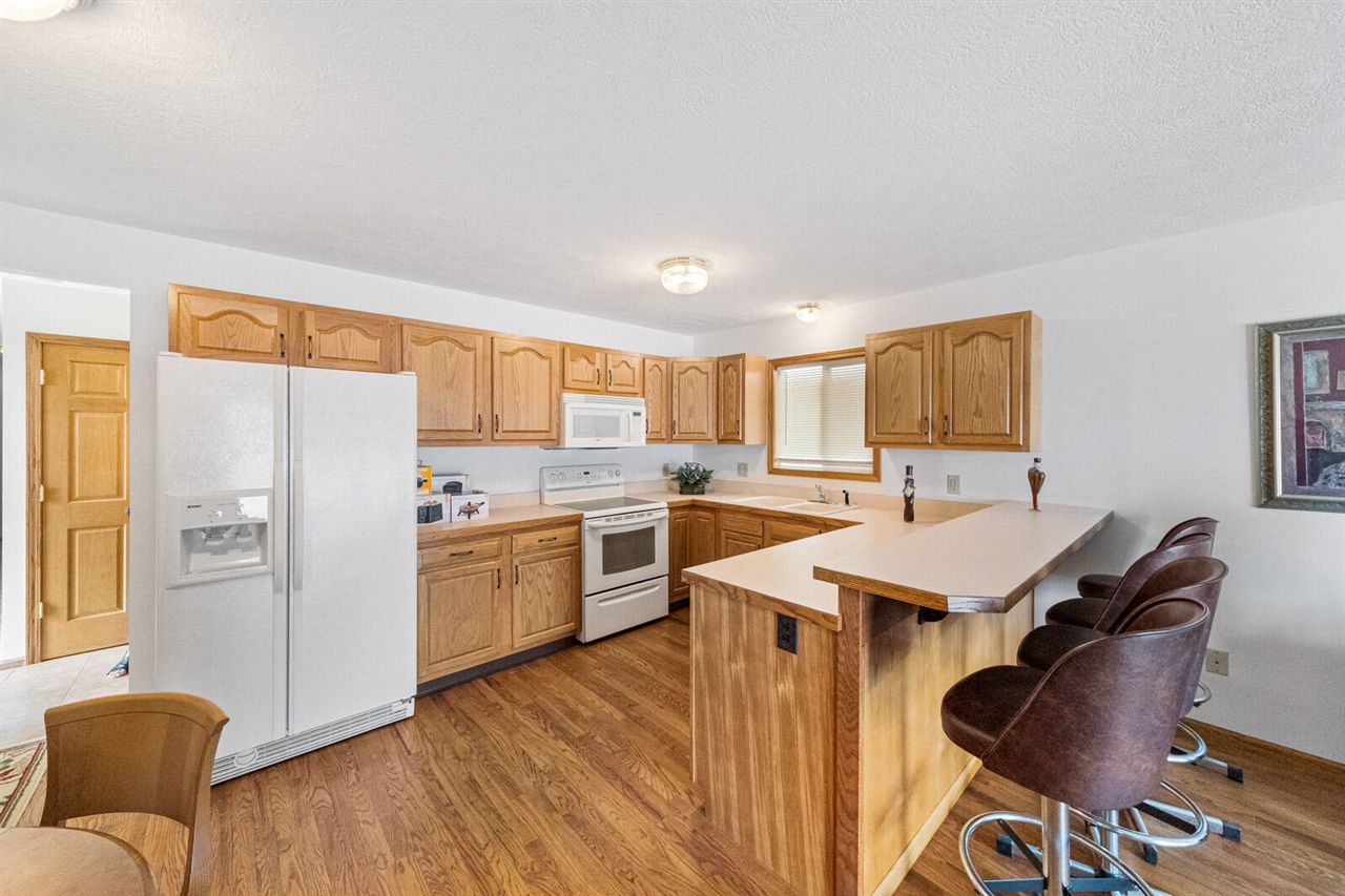 19976 M-60 Property Photo 54