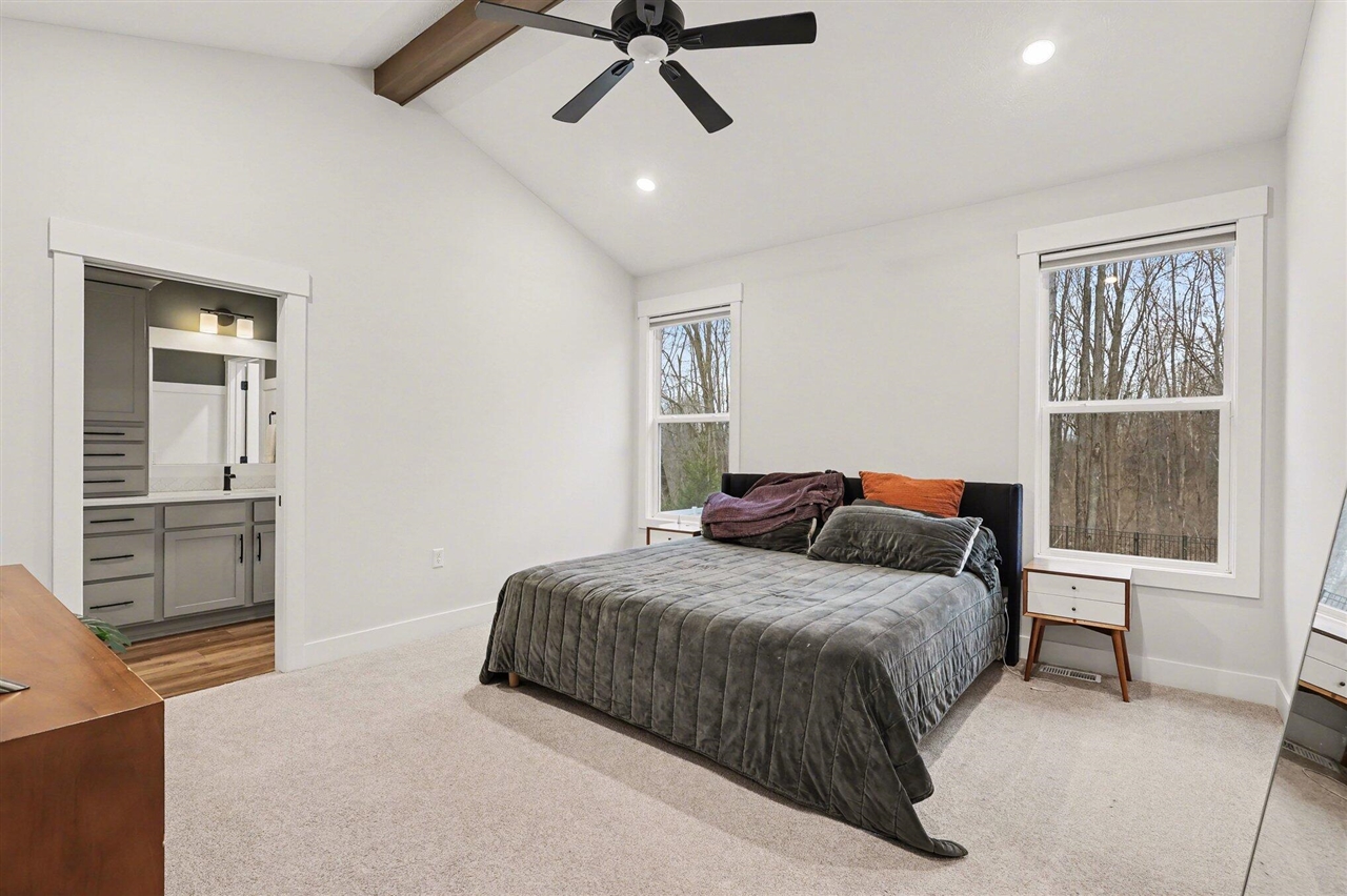7460 Thistle Street Property Photo 9