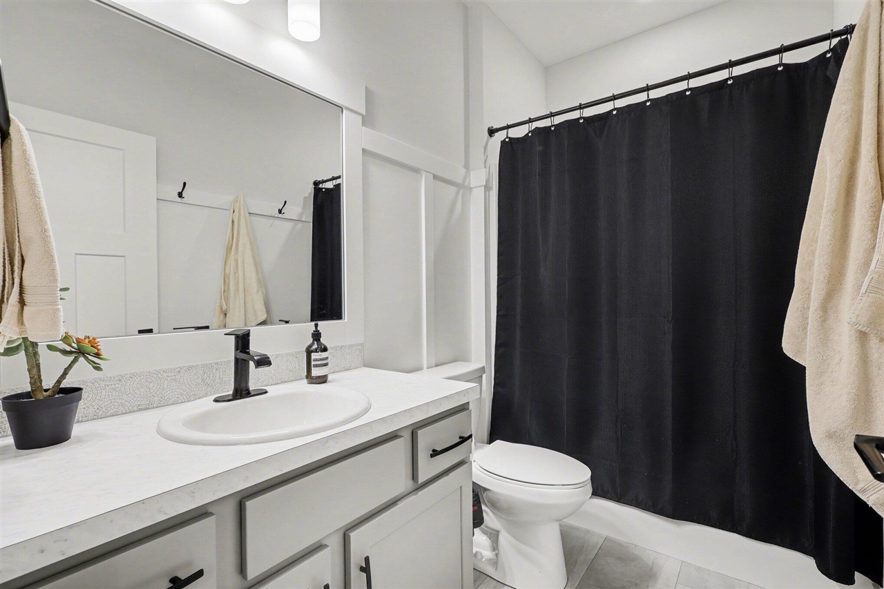 7460 Thistle Street Property Photo 13