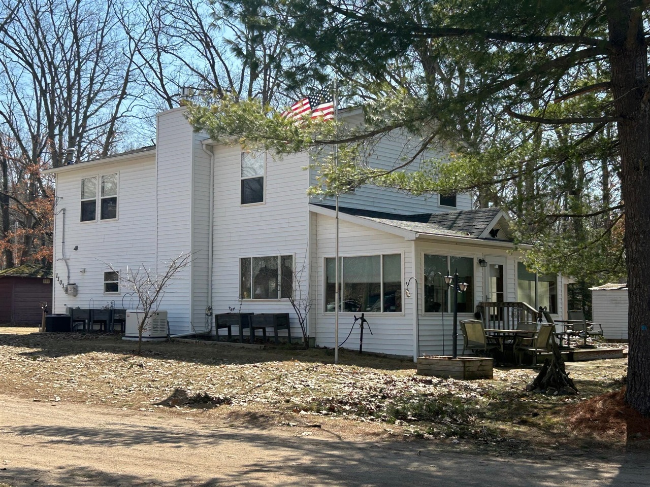 11035 1st Street Property Photo 9