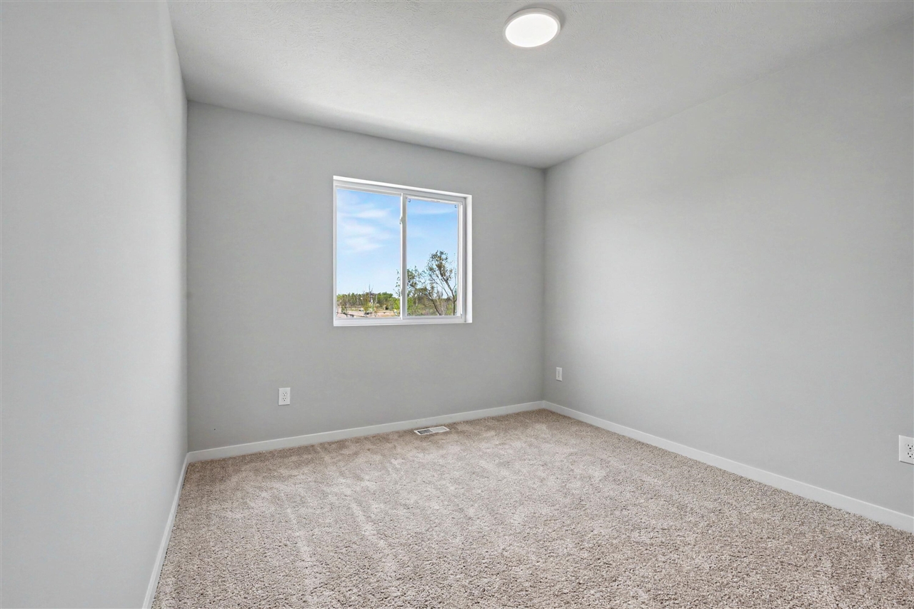 1667 Aspen Trails Property Photo 18