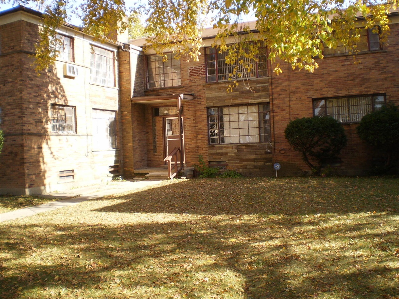 3591 Oakman Boulevard Property Photo 1