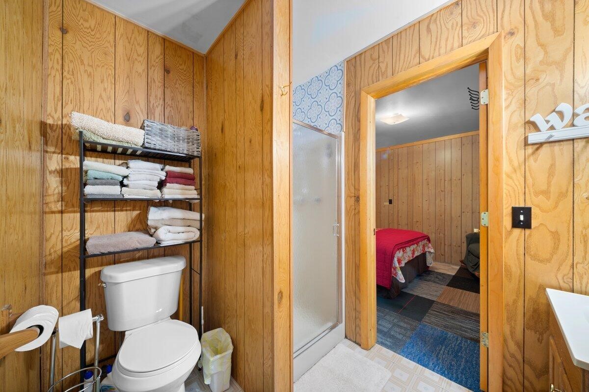 20308 Lakeview Drive Property Photo 22