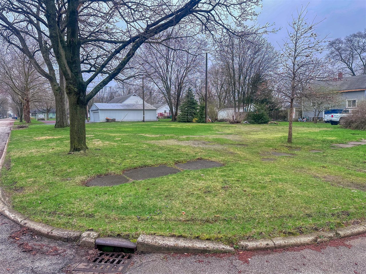 1022 Howard Street Property Photo 1