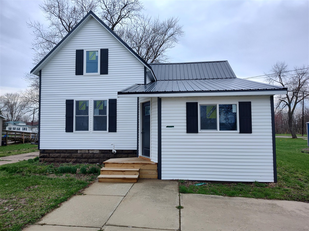 509 N Walker Street Property Photo 1