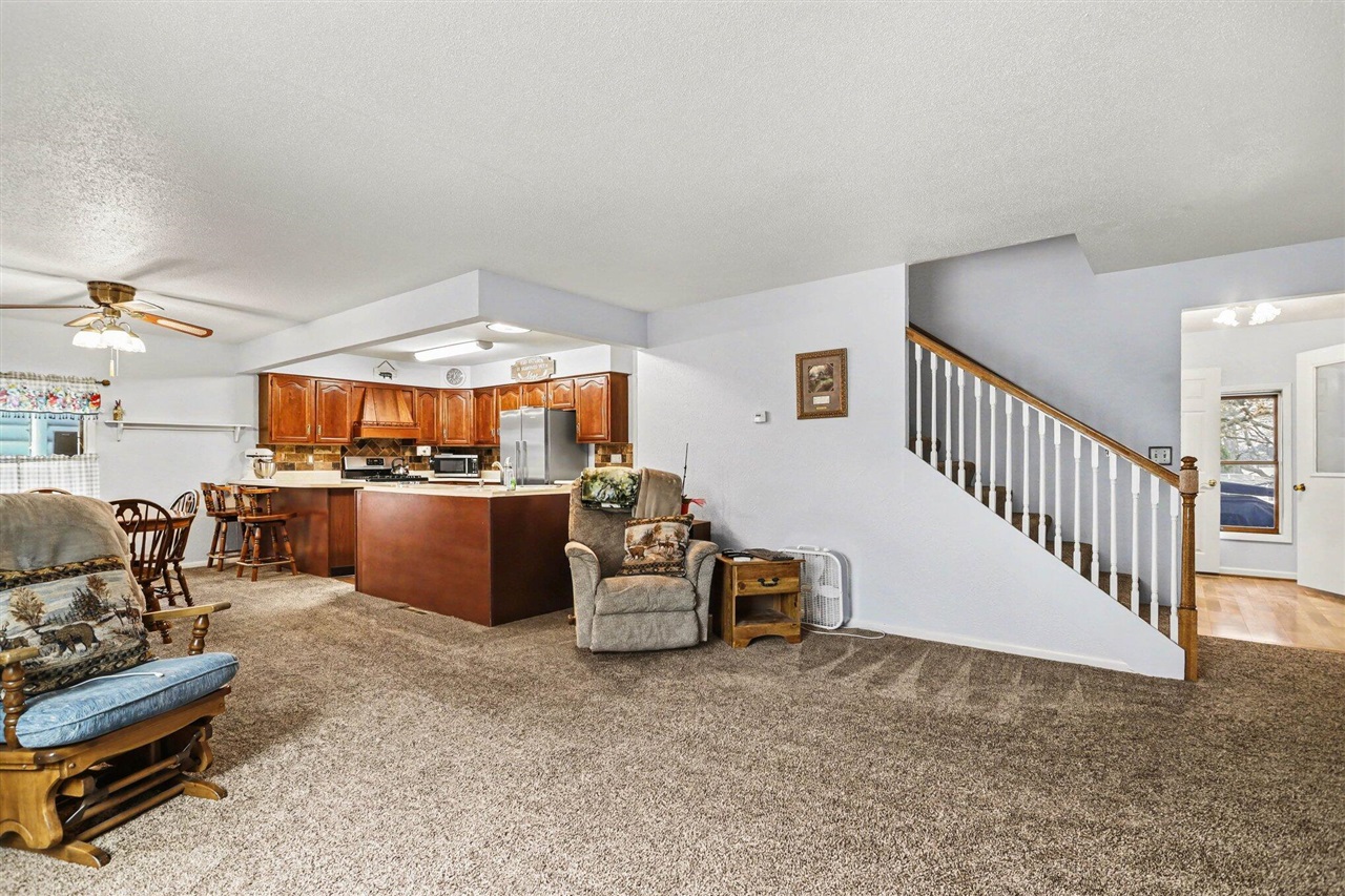 771 Beechwood Drive Property Photo 5