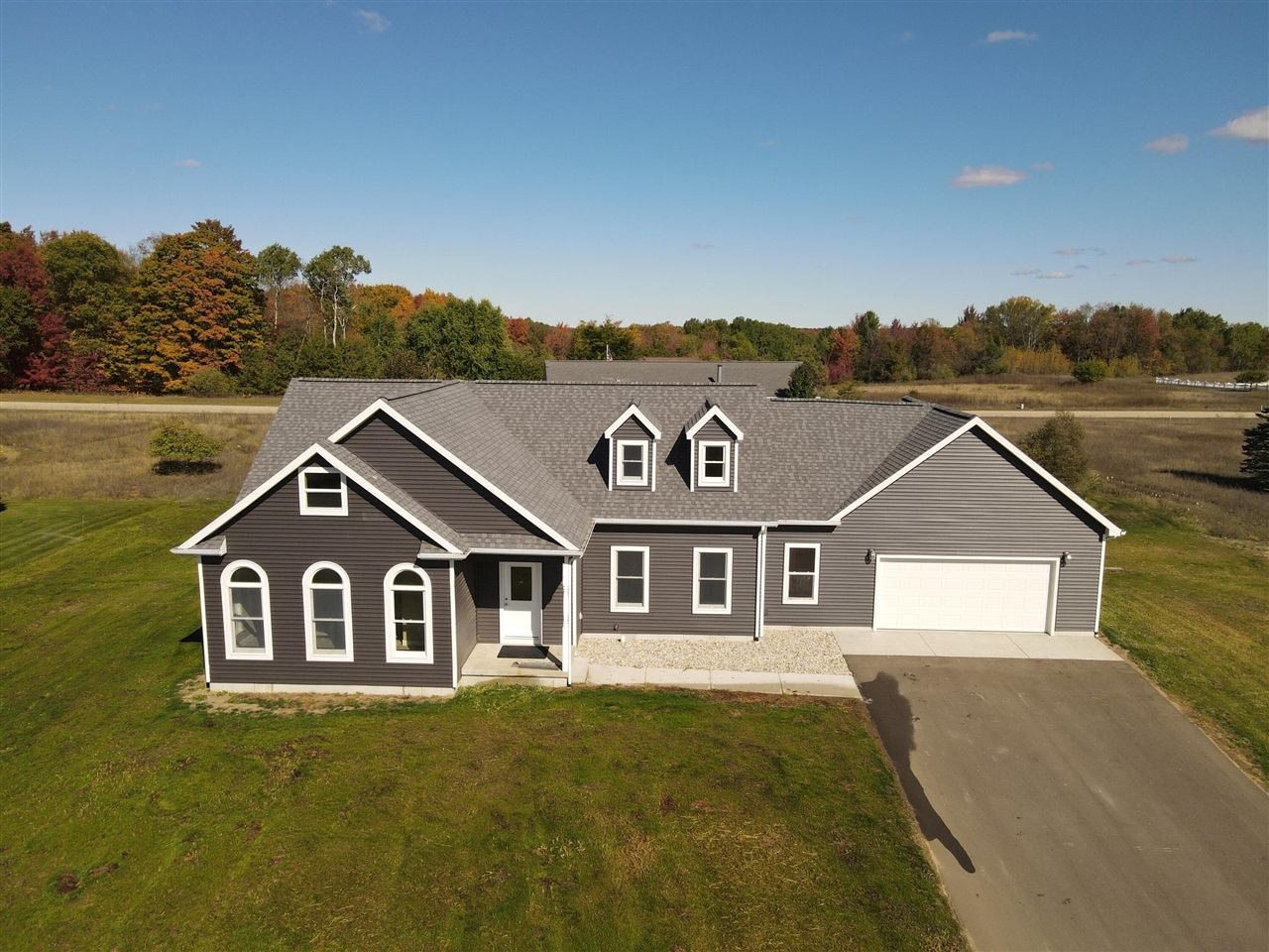 21238 Deans View Property Photo 1