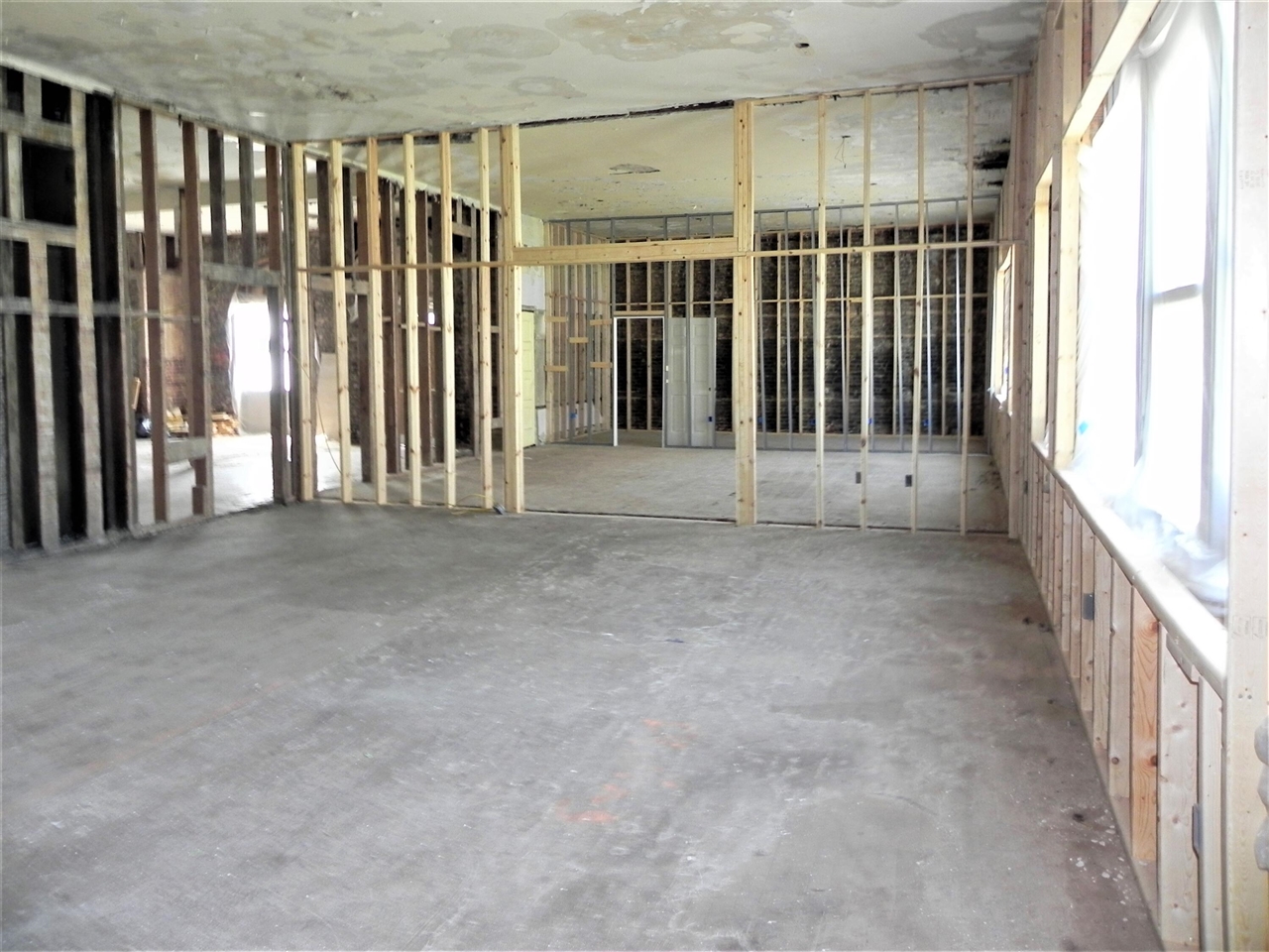 601 Neuman Street Property Photo 5