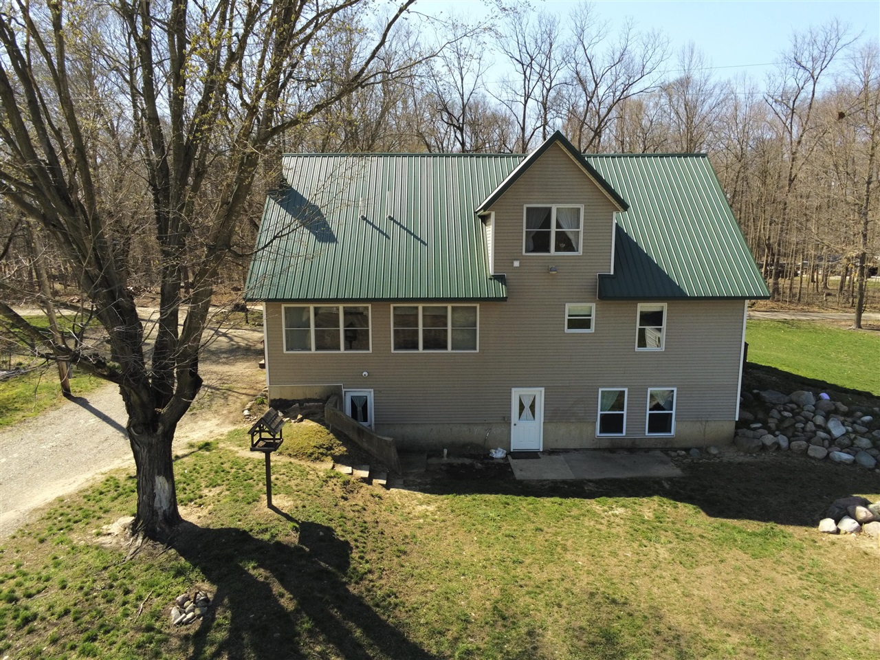 1024 23 Mile Road Property Photo 1